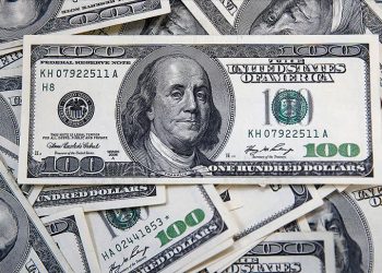 Haftanın son gününde dolarda yükseliş sürüyor