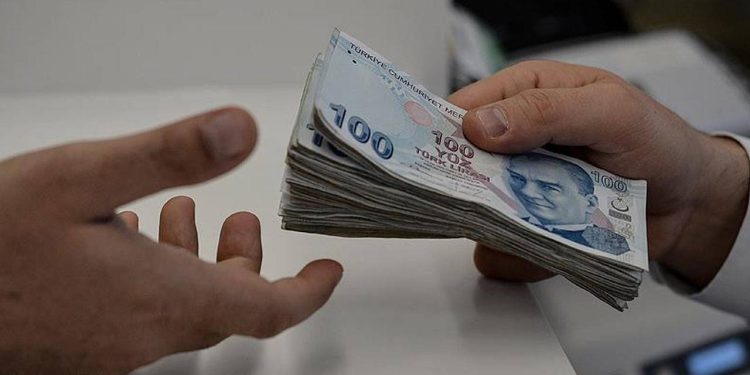 Ekonomist Şeref Oğuz, emekli maaşına ek zam için net rakam verdi