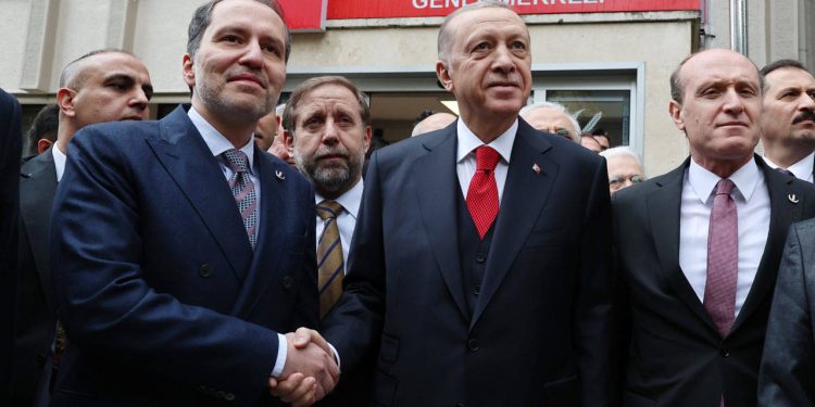 ‘İttifak’ görüşmesinin detayları ortaya çıktı: AKP ne teklif etti, Yeniden Refah ne istedi?