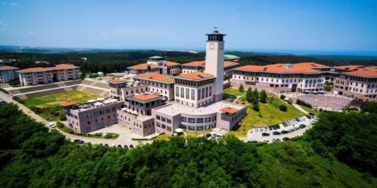 Koç Üniversitesi’nde Alevi öğrenciye sistematik işkence iddiası