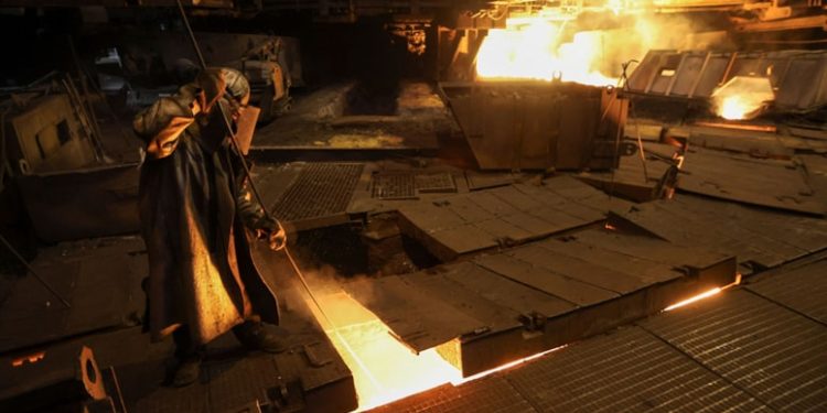 150 bin metal işçisine yüzde 157 zam