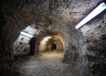 Sarayini’ne tünellerle bağlı yeni bir yer altı şehri keşfedildi