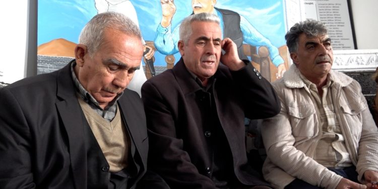 Kürt halk ozanları ‘Dengbej’ler depremde kaybettikleri arkadaşları için ağıt yaktı