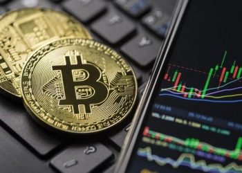 Bitcoin 57 bin doları gördü