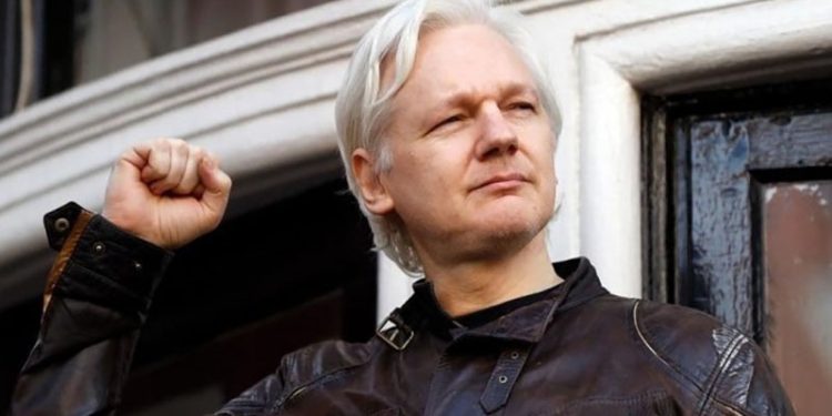 Eleştirel Sol, kurulu düzene payanda oluyor