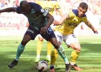 3 puanı uzatmalarda kaptı; Kayserispor 2-0 geriye düştüğü maçta MKE Ankaragücü'nü 3-2 yendi