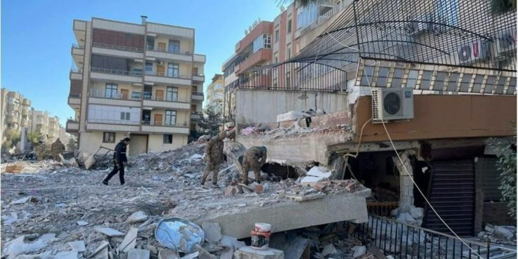 34 kişi hayatını kaybetmişti: Depremde yıkılan apartmanın müteahhidine 18 yıl hapis cezası