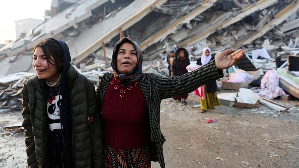 365 gün önce bugün enkaz altında kaldık; Deprem, yıkım, ölüm ve hala bitmeyen çaresizlik