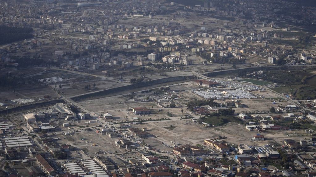 6 Şubat depremleri: İktidar konut vaadini ne kadar gerçekleştirdi, bir yılda kaç konut yapıldı?