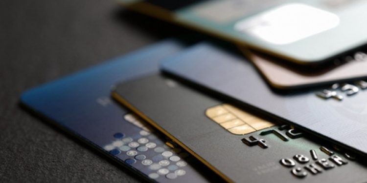 6.5 trilyonluk kredi kartı harcamalarının 1.6 trilyonu takside bağlandı