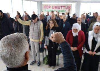 Tümüklü: Faşist rejimden kopmanın yolu politik özgürlük mücadelesinde