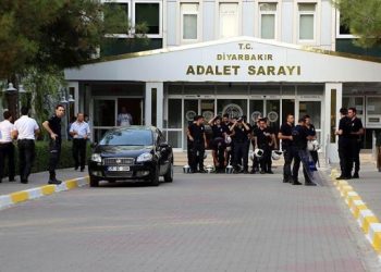 Adalet Bakanlığı izni aranmadan avukat Şahin’in yargılanmasına başlandı