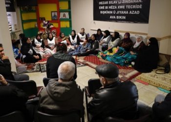 Adalet Nöbeti’nde uluslararası komplo protesto edildi