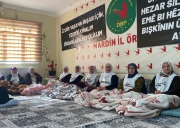 Adalet Nöbeti’nde ‘çözümün adresi İmralı’ vurgusu