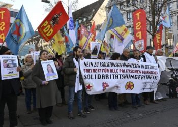 Tecride karşı Avrupa’daki açlık grevi 2’nci gününde