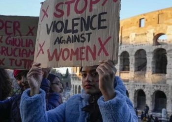 AB üyesi ülkeler kadın hakları konusunda uzlaşıya vardı