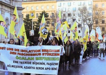 Avrupa kentlerinde 15 Şubat protestosu
