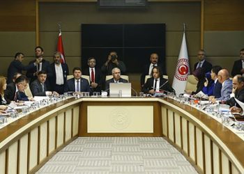 8. yargı paketi görüşmeleri başladı; yeni hukuksuzlukların yolu açılıyor