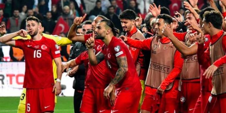 A Milli Futbol Takımı, FIFA sıralamasında iki sıra yükseldi