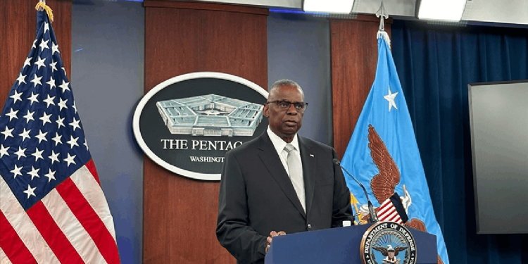 ABD Savunma Bakanı yine hastaneye kaldırıldı