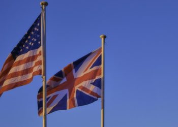 ABD ve İngiltere Yemen'e saldırdı