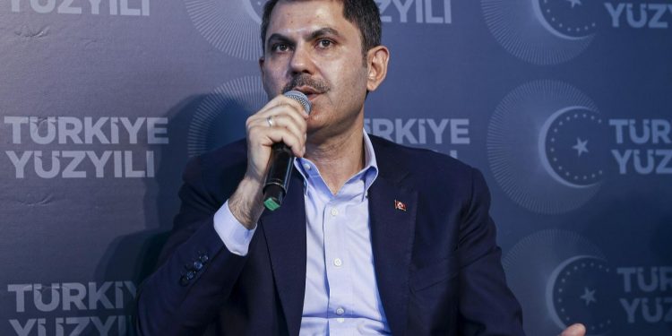 AKP'de İBB için sıkıntı büyük: Herkes birbirine bu soruyu soruyor