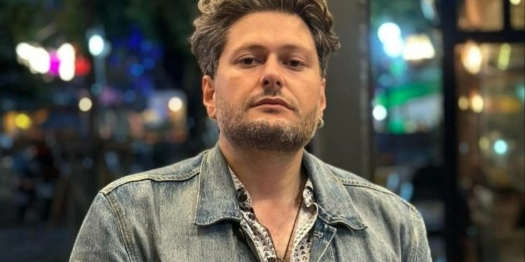 AKP'li trol Pelikancılara savaş açtı: ' Kuşunuzu da gagasını da alır gerektiği gibi monte ederim'