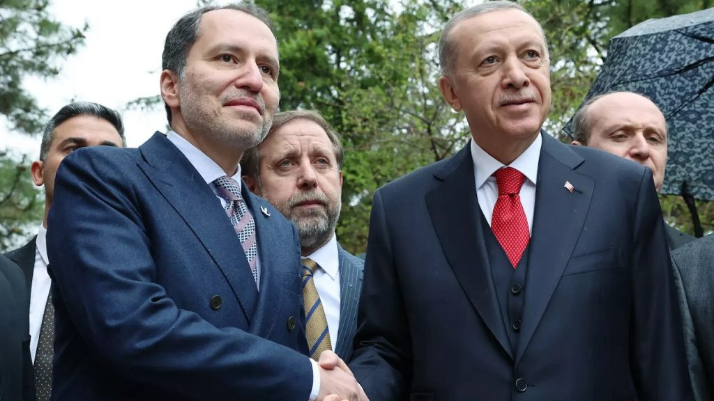 AKP'nin 'Bursa' çıkmazı: 'YRP oyları bölüyor' endişesi büyüyor