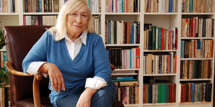 Alev Alatlı'nın vasiyeti, sosyal medya hesabından paylaşıldı