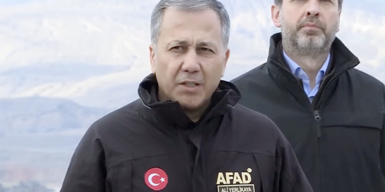 Ali Yerlikaya açıkladı; İliç’te arama kurtarma çalışmalarına ara verildi