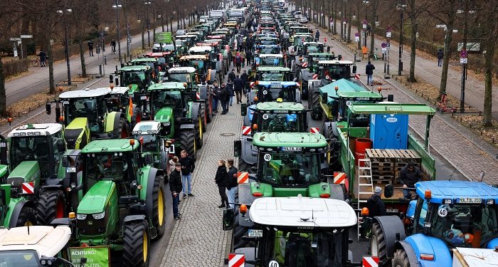 Almanya ekonomisi alarm veriyor: Hükümetin büyüme tahminini düşürmesi bekleniyor