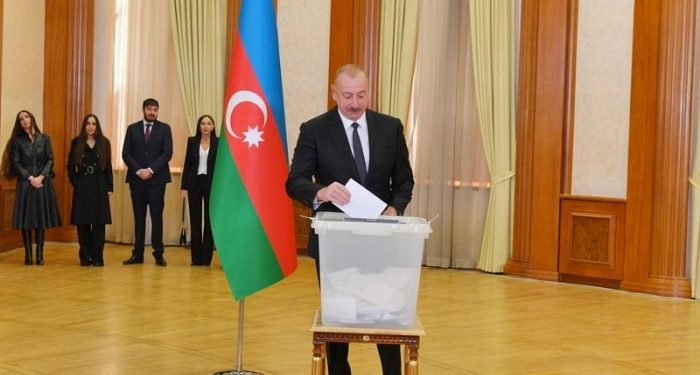 Azerbaycan’da Aliyev 5. dönemine hazırlanıyor