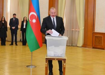 Azerbaycan’da ilk sonuçlara göre İlham Aliyev yüzde 92’nin üzerinde oy aldı
