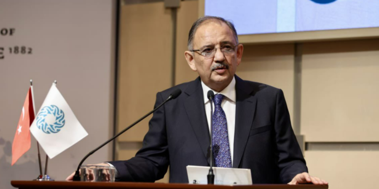 Bakan Özhaseki'nin İliç'e günler sonra gitmesinin nedeni ortaya çıktı: 'Eleştirilerin kaynağı Murat Kurum tarafı olabilir'