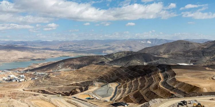 Bakan Yerlikaya: Maden ocağındaki işçilerin 5'i konteyner, 4'ü araç içerisinde