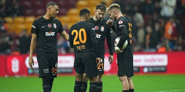 Bandırmaspor maçında Galatasaray'ın penaltıcısını taş-kağıt-makas belirledi!