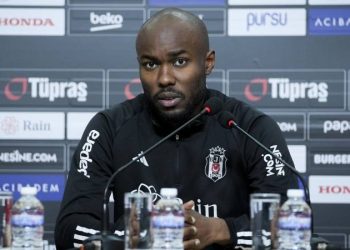 Beşiktaş ile şampiyonluklar yaşamak ve bu tarihin parçası olmak istiyorum