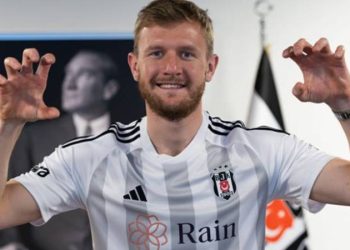 Büyük bir kulüpte oynamak beni çok ama çok heyecanlandırıyor