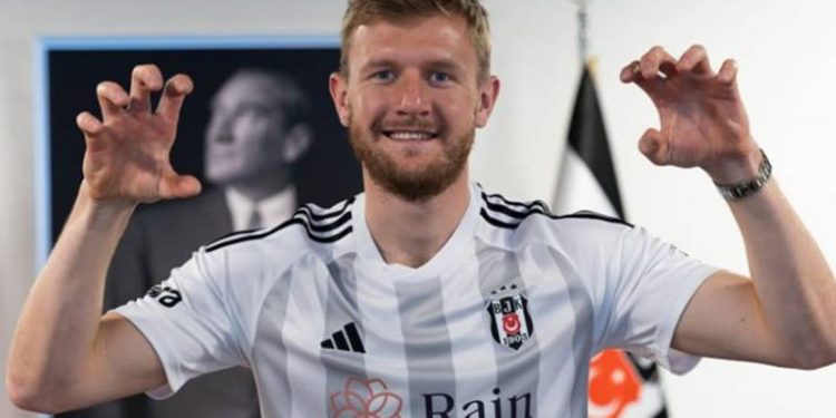 Büyük bir kulüpte oynamak beni çok ama çok heyecanlandırıyor