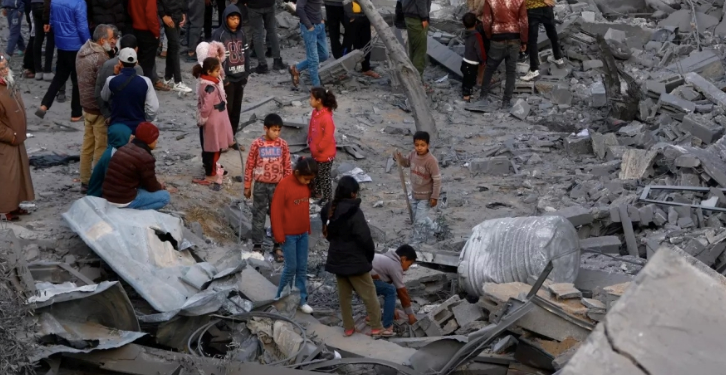 ÇEVİRİ | İsrail’in Gazze’ye saldırısı liberal politikacıların inandıklarını iddia ettikleri her şeyde bir çatlak yarattı