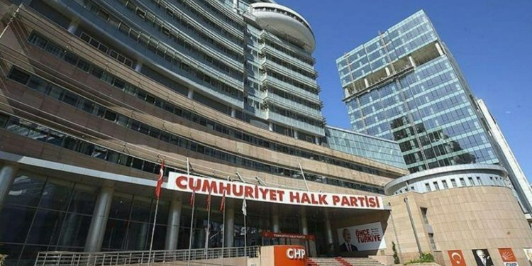 CHP'de son gün değişikliği: Esenyurt ve Güngören adayları değişti