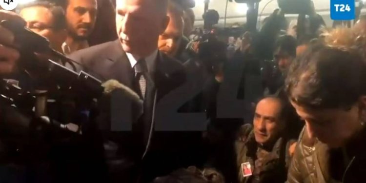 Çağlayan'daki terör saldırısında ölen Karataş'ın kızı Vali Davut Gül'e isyan etti: Annemi neden kurtarmadınız?