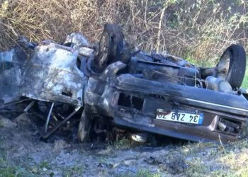 Çatalca’da otomobil şarampole yuvarlandı: 2 ölü, 3 yaralı