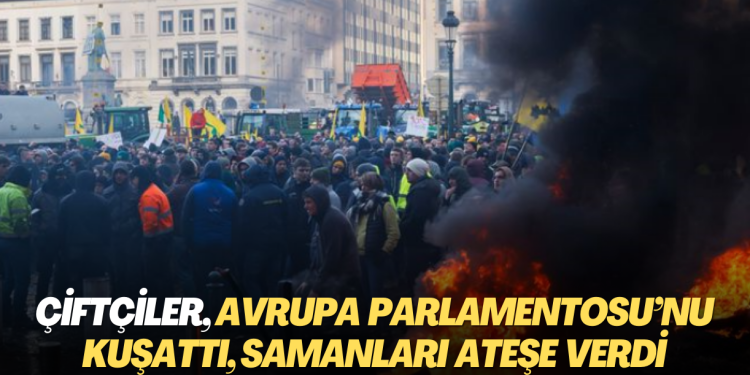 Çiftçiler, Avrupa Parlamentosu’nu kuşattı, samanları ateşe verdi.