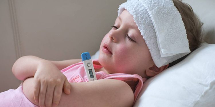 Çocuklarda yüksek ateşte yapılmaması gerekenler