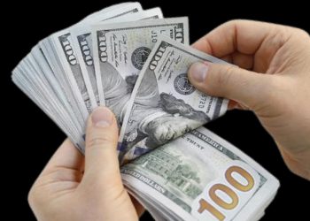 Dolar kuru sert dalgalandı, rakam değişti: Tarihi rekor!