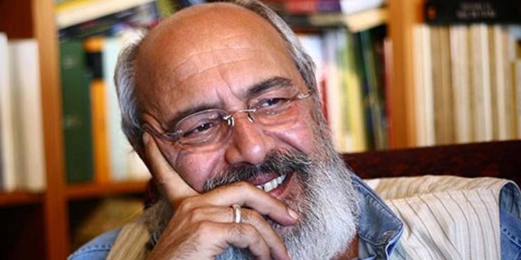 2024 Pen Şiir Ödülü Enis Batur’un