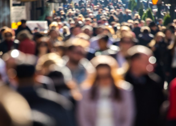 Ekonomik kriz gençlerin omzunda