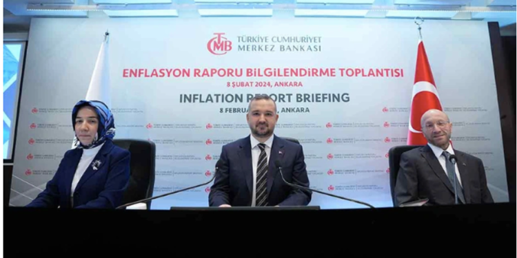 Ekonomistlerden Merkez Bankası enflasyon raporu sunumuna yüksek puanlar