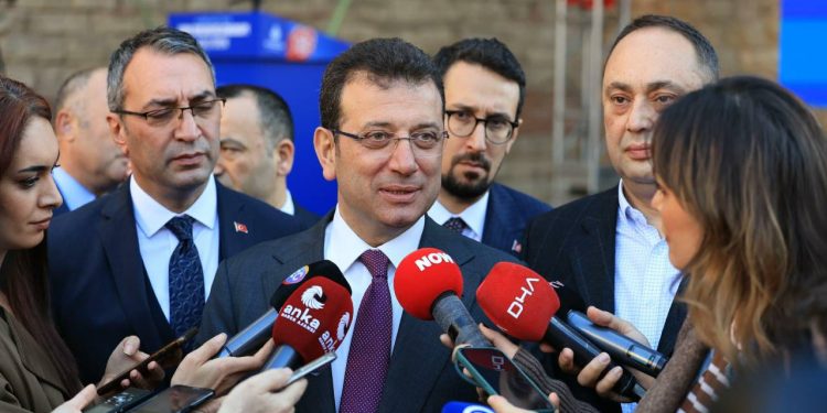 Ekrem İmamoğlu'ndan Kurum'a "davet" yanıtı: ÇED raporu konusunda yalan konuşan biri bu konuda da yalan konuşur